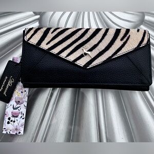 ASHWOOD Leather UK Genuine Pebble Leather Trifold Black and Zebra Print